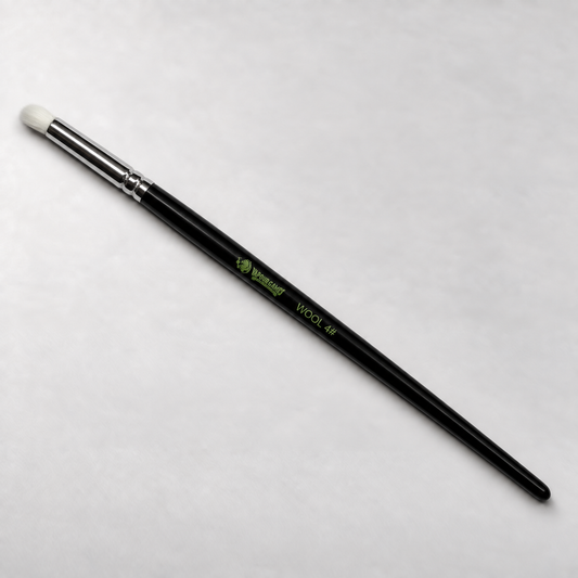 Vapour Games Wool size 4 miniature painting brush