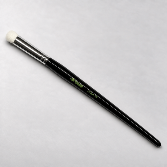 Vapour Games Wool size 8 miniature painting brush
